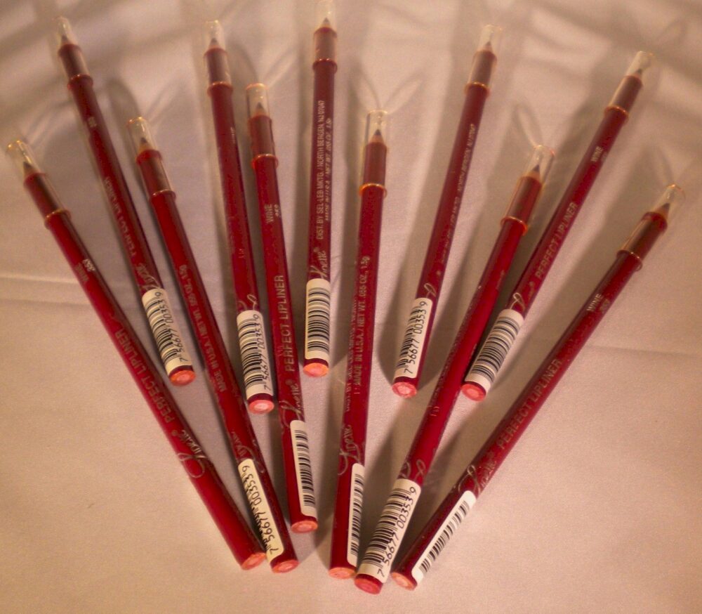 Linette Lip Liner Pencil Ruby