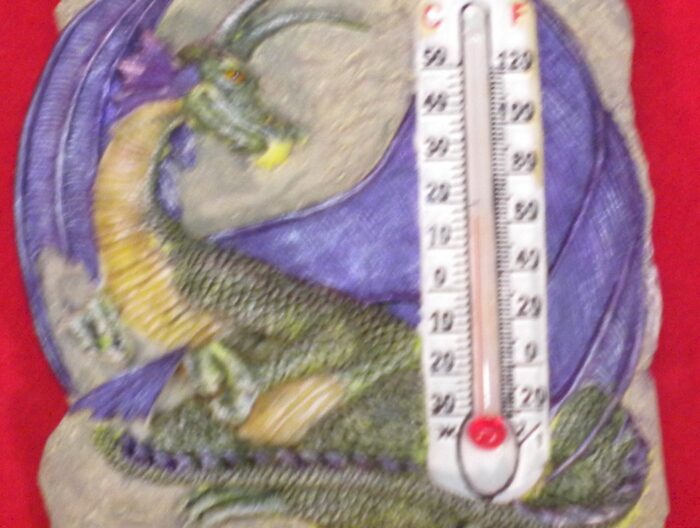 Dragon Magnet With Thermometer